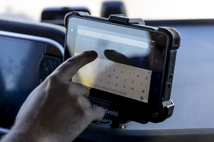 Boordcomputer Efficio Rietve bericht sturen in de vrachtwagen
